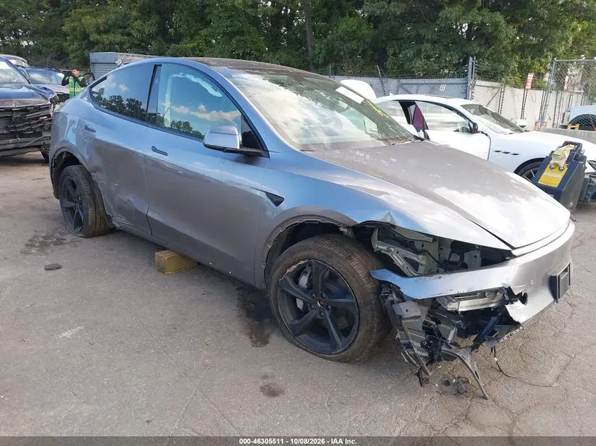 Tesla Model Y All-Wheel Drive/Long Range Launch Series/Premium All-Wheel Drive 2026