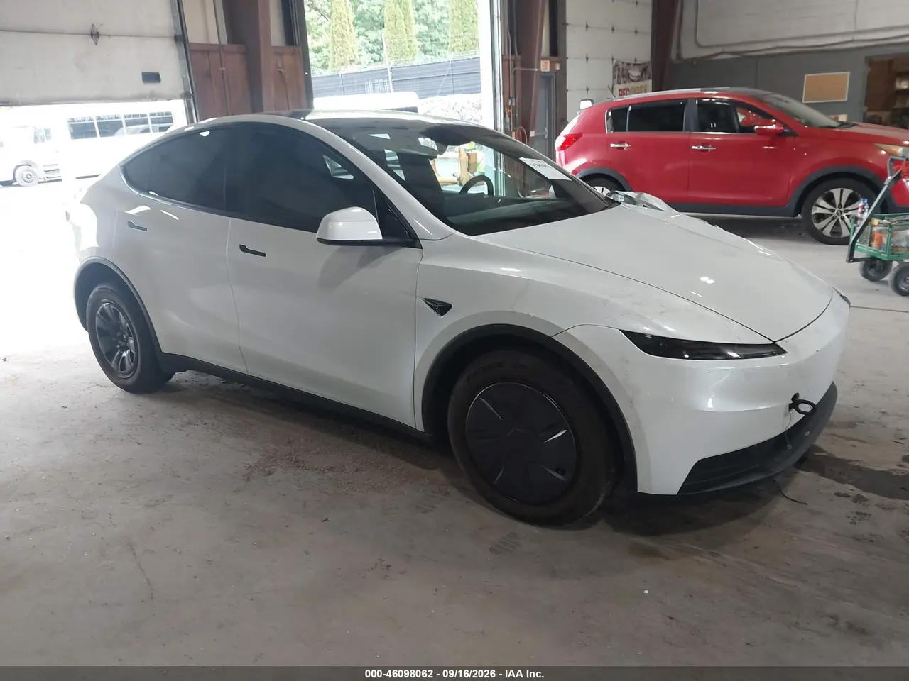 Tesla Model Y All-Wheel Drive/Long Range Launch Series/Premium All-Wheel Drive 2026