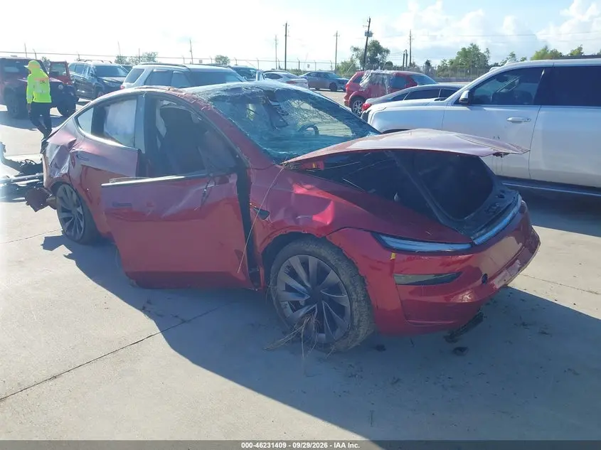 Tesla Model Y All-Wheel Drive/Long Range Launch Series/Premium All-Wheel Drive 2026