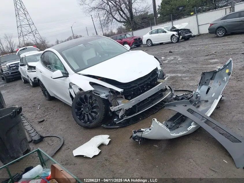 Tesla Model Y 2022