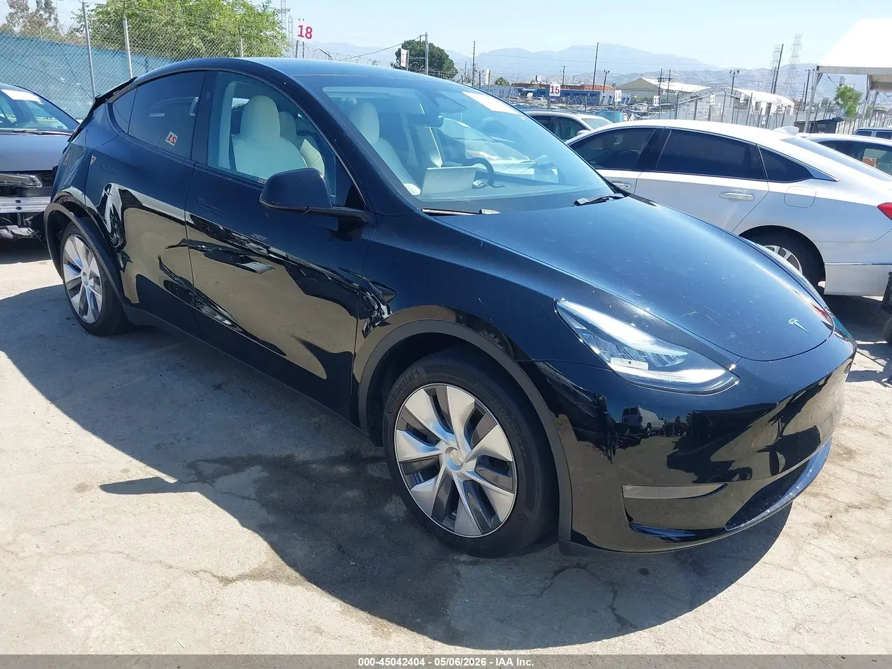 Tesla Model Y Awd/Long Range Dual Motor All-Wheel Drive 2023