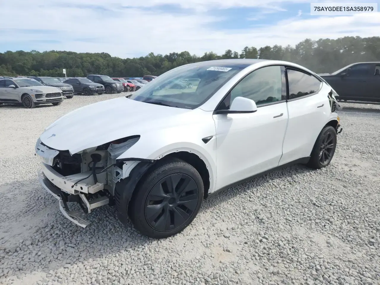 Tesla Model Y 2025
