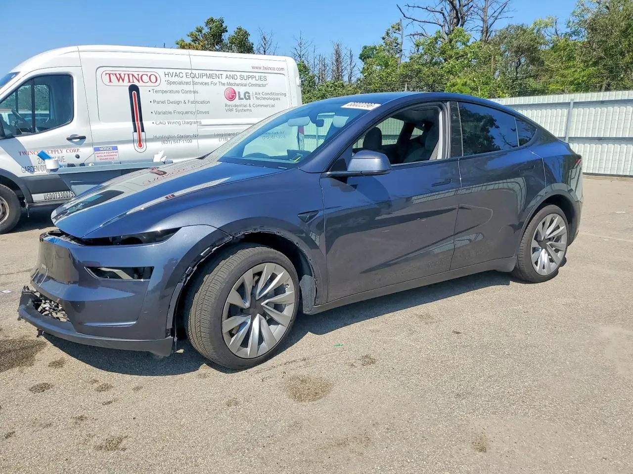 Tesla Model Y 2026