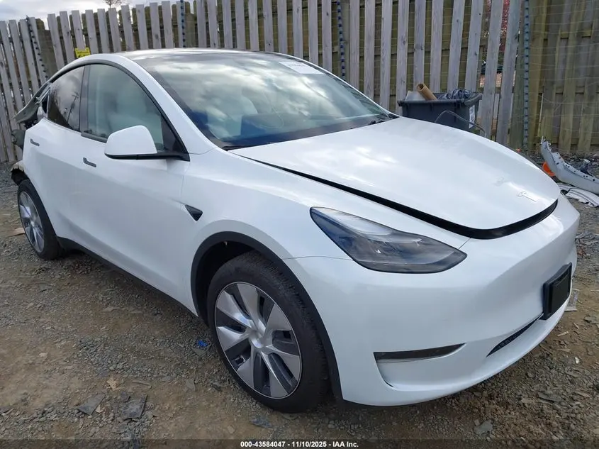 Tesla Model Y Awd/Long Range Dual Motor All-Wheel Drive 2023