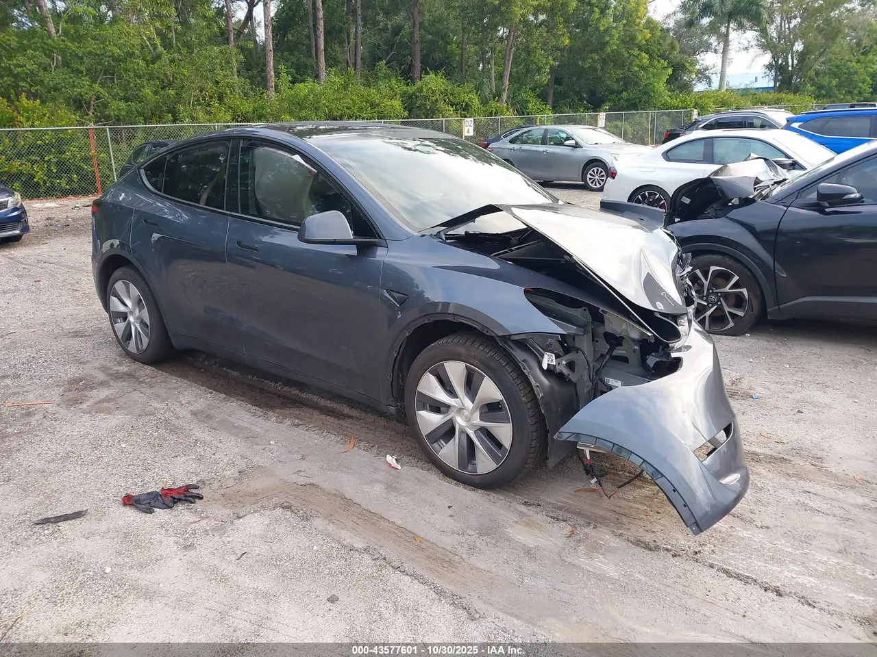 Tesla Model Y Awd/Long Range Dual Motor All-Wheel Drive 2023
