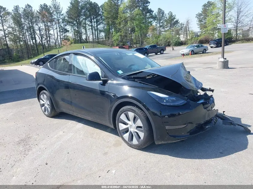 Tesla Model Y Long Range Dual Motor All-Wheel Drive 2024