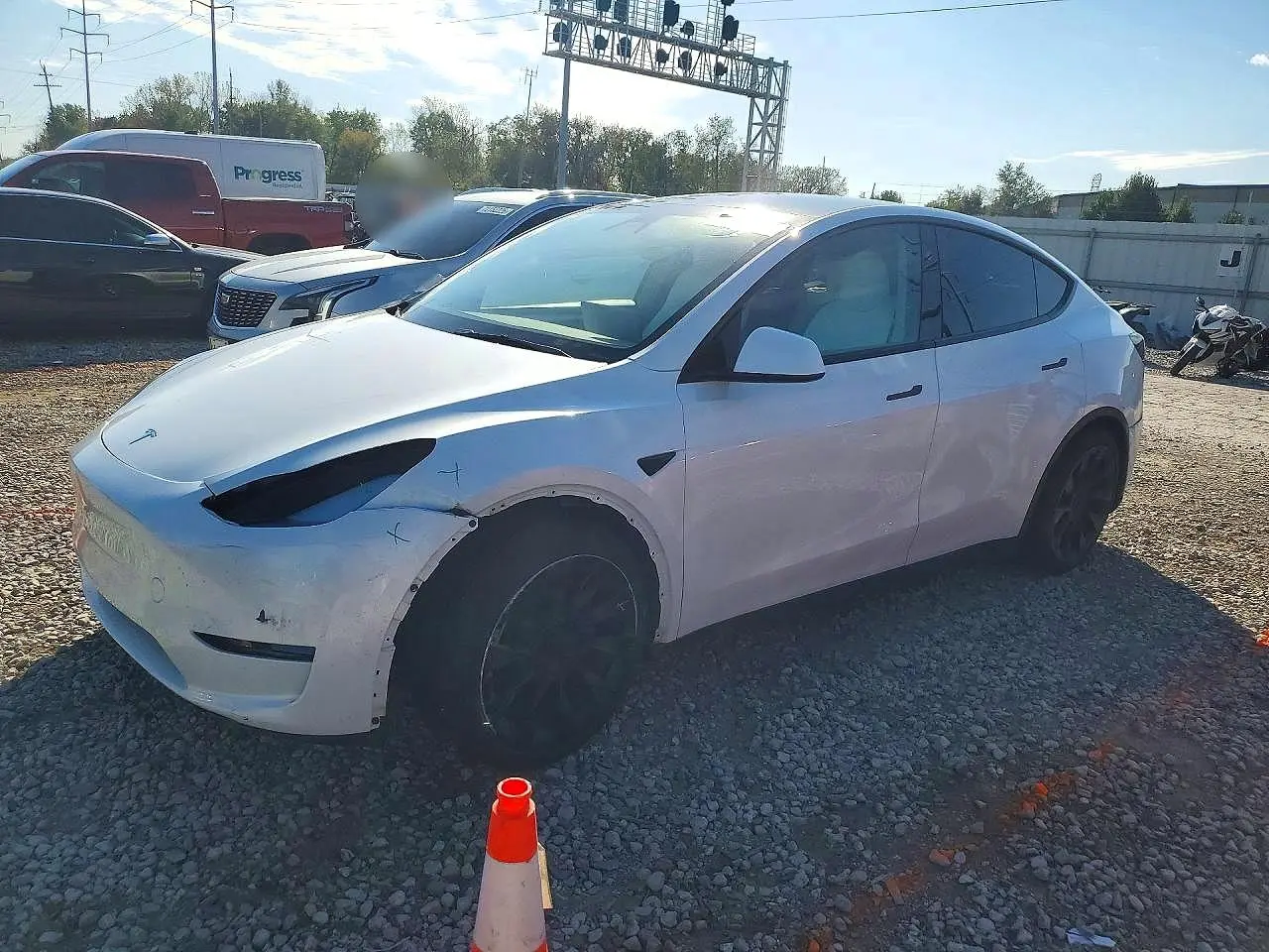Tesla Model Y 2024