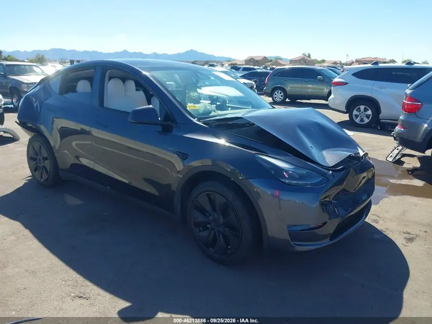 Tesla Model Y Long Range Dual Motor All-Wheel Drive 2025
