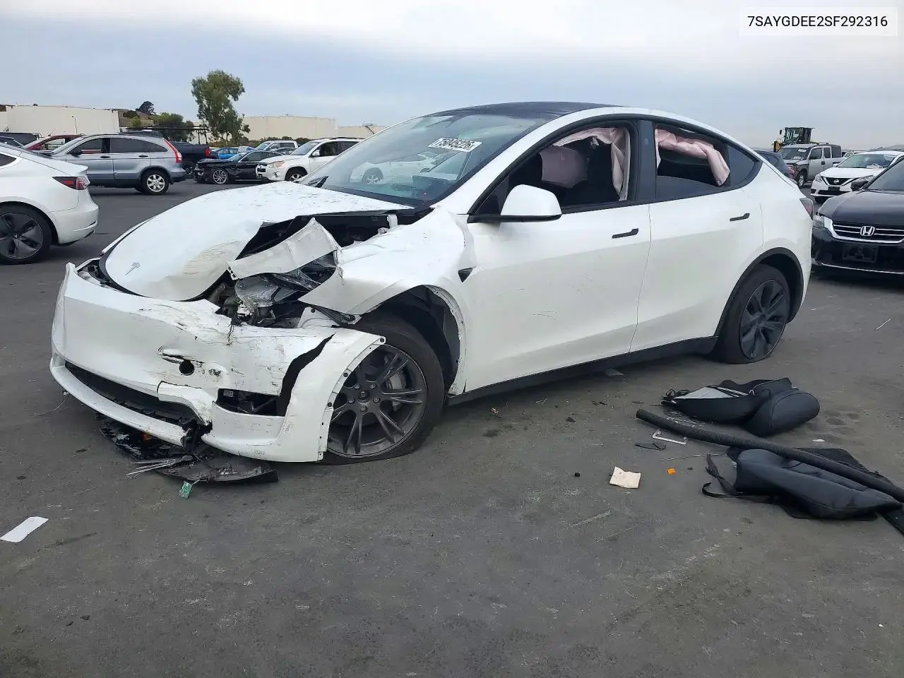Tesla Model Y 2025