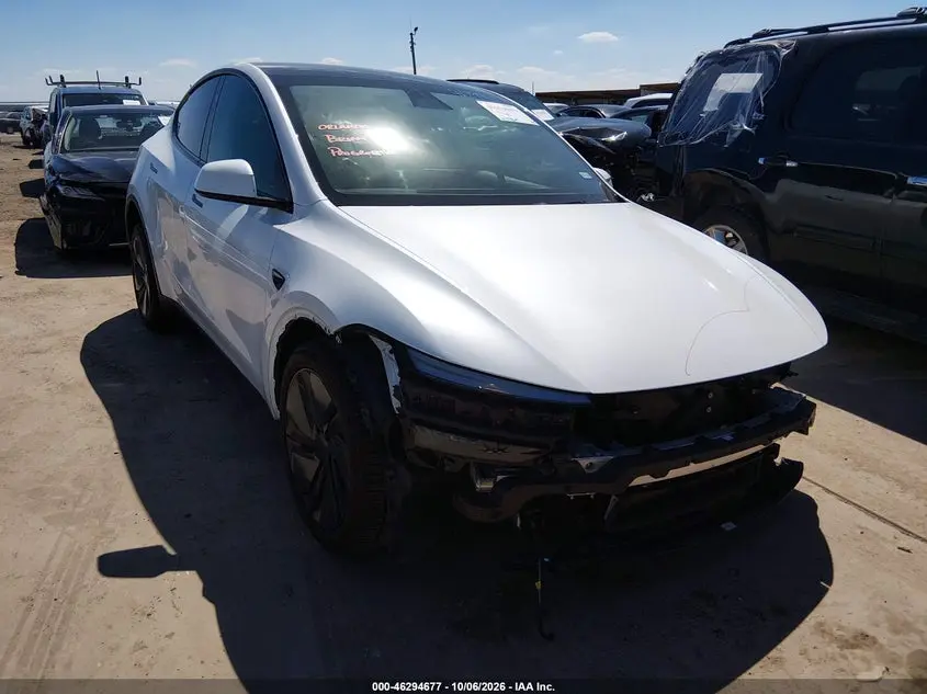 Tesla Model Y All-Wheel Drive/Long Range Launch Series/Premium All-Wheel Drive 2026