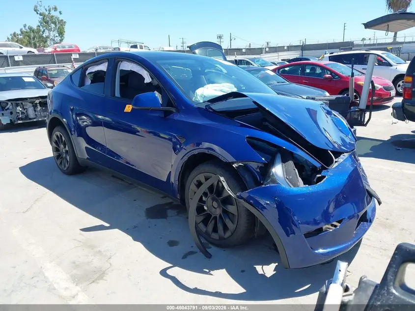 Tesla Model Y Awd/Long Range Dual Motor All-Wheel Drive 2023