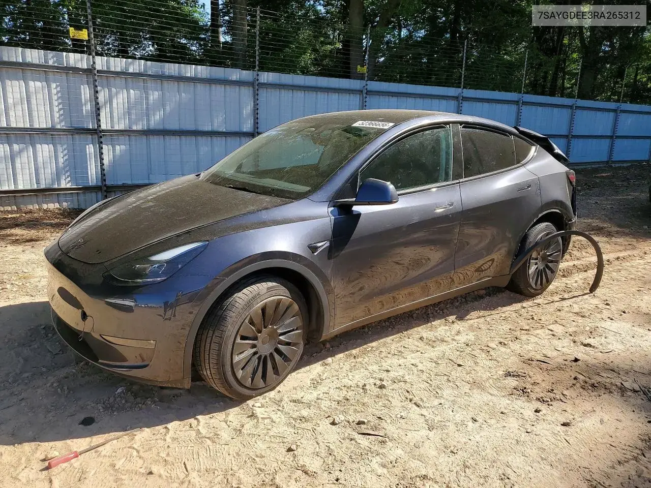 Tesla Model Y 2024