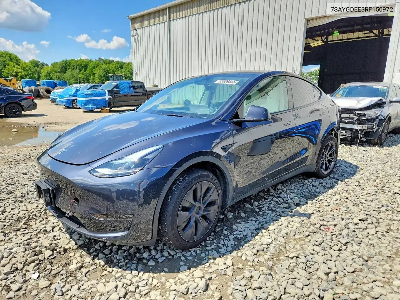 Tesla Model Y 2024