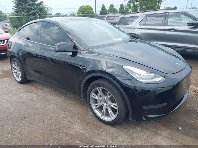 Tesla Model Y Awd/Long Range Dual Motor All-Wheel Drive 2023