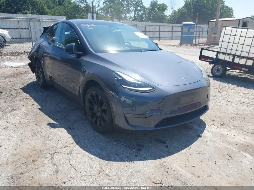 Tesla Model Y Awd/Long Range Dual Motor All-Wheel Drive 2023