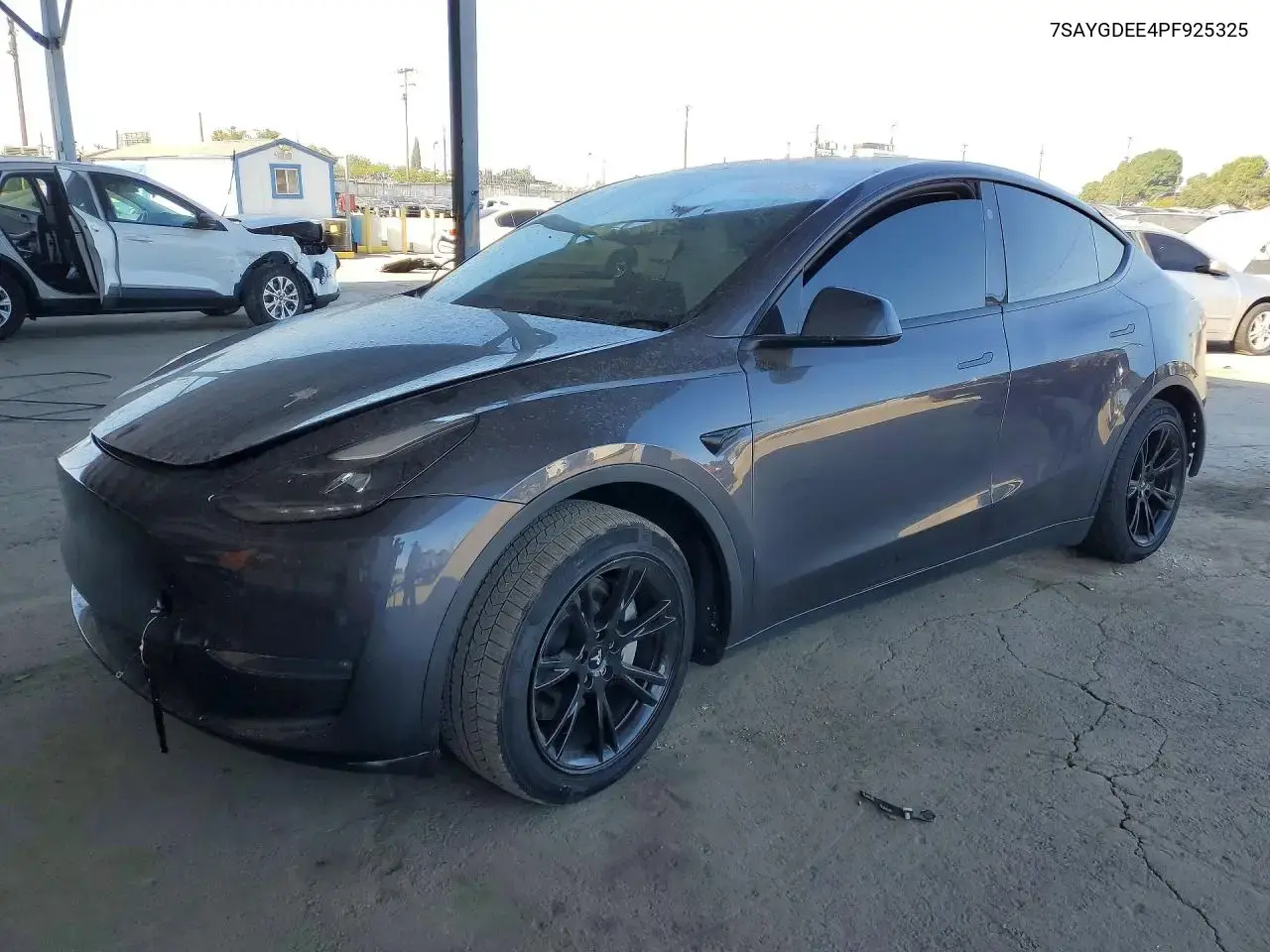 Tesla Model Y 2023