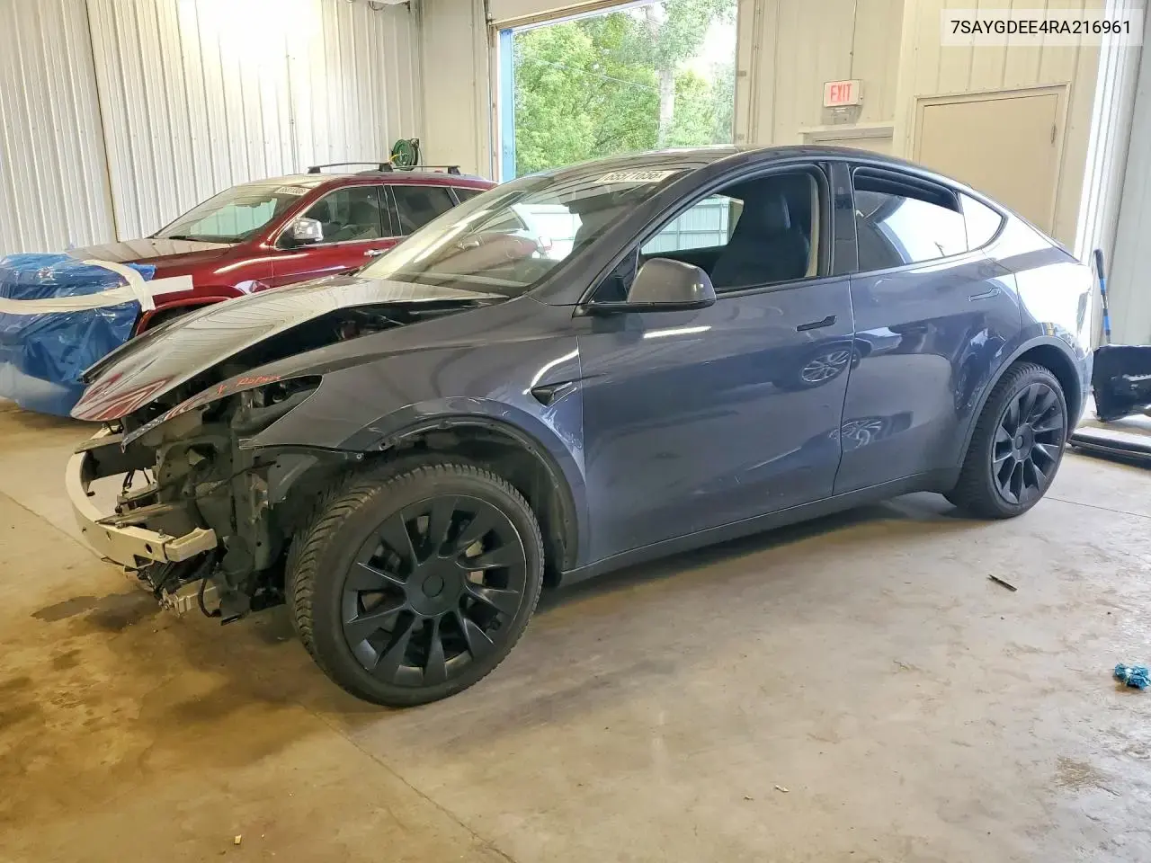 Tesla Model Y 2024