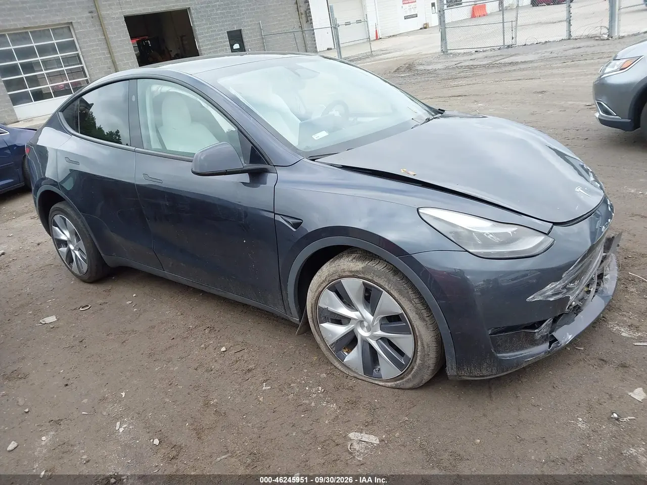 Tesla Model Y Long Range Dual Motor All-Wheel Drive 2024