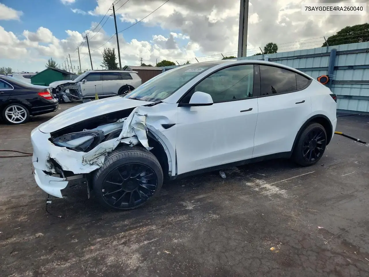 Tesla Model Y 2024