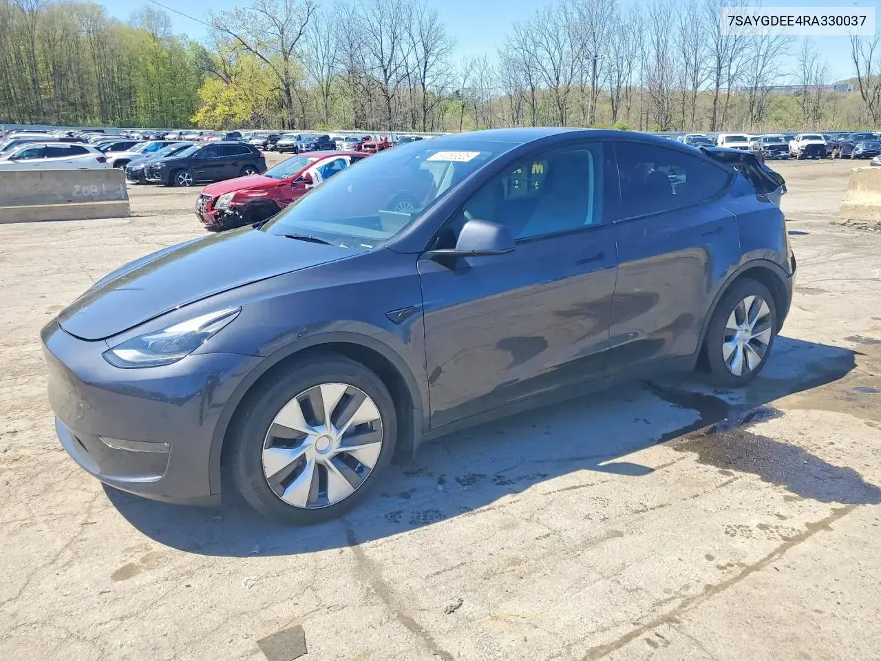 Tesla Model Y 2024