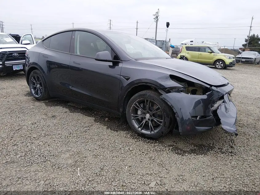Tesla Model Y Long Range Dual Motor All-Wheel Drive 2024