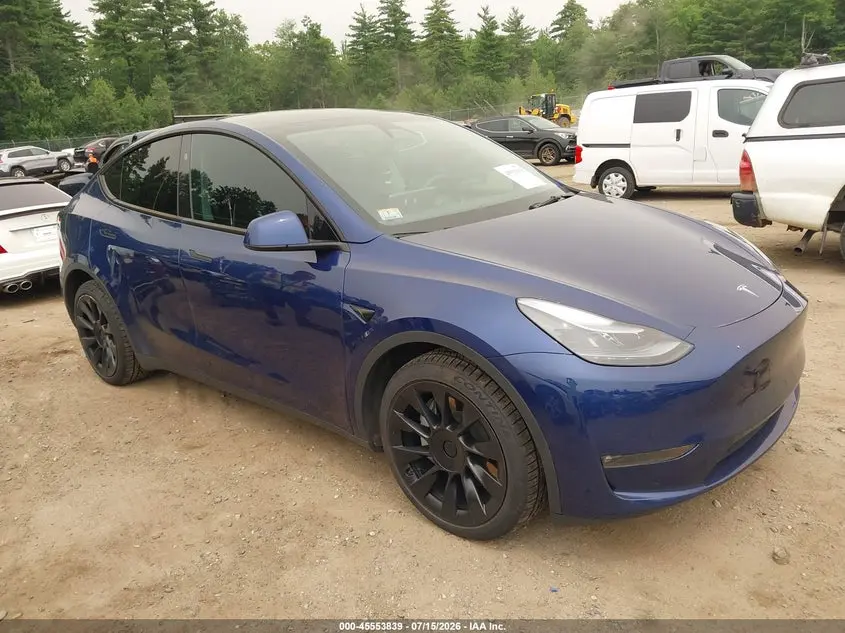 Tesla Model Y Long Range Dual Motor All-Wheel Drive 2025