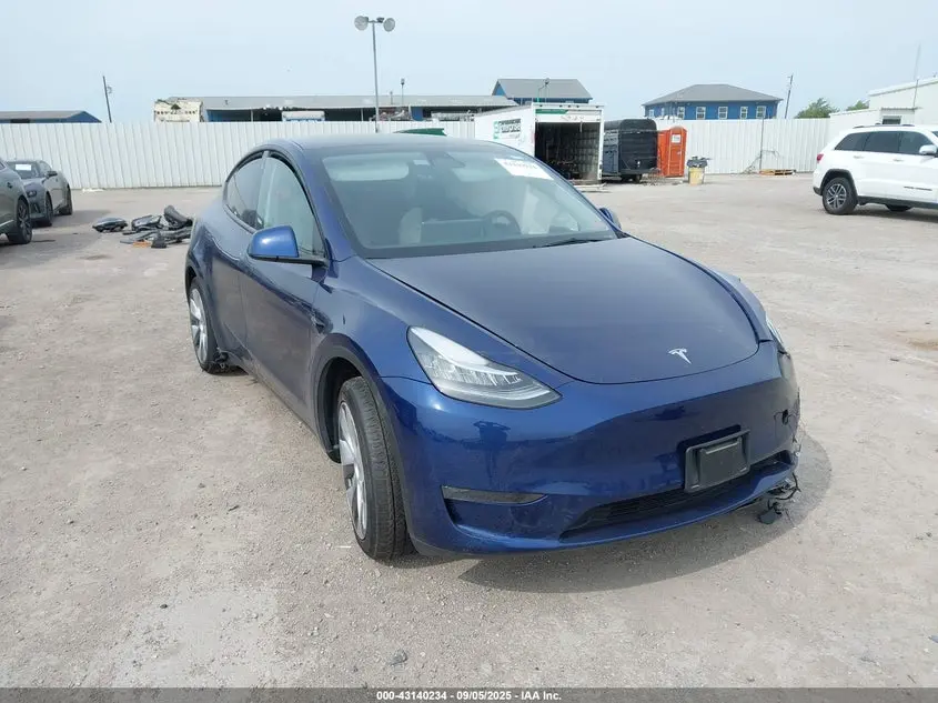 Tesla Model Y Awd/Long Range Dual Motor All-Wheel Drive 2023