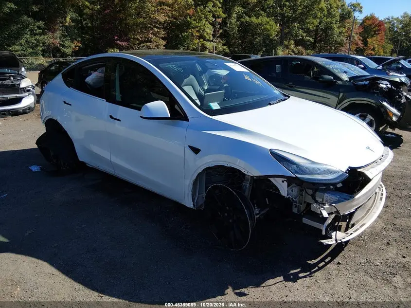 Tesla Model Y Awd/Long Range Dual Motor All-Wheel Drive 2023