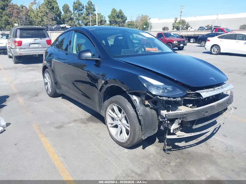 Tesla Model Y Awd/Long Range Dual Motor All-Wheel Drive 2023