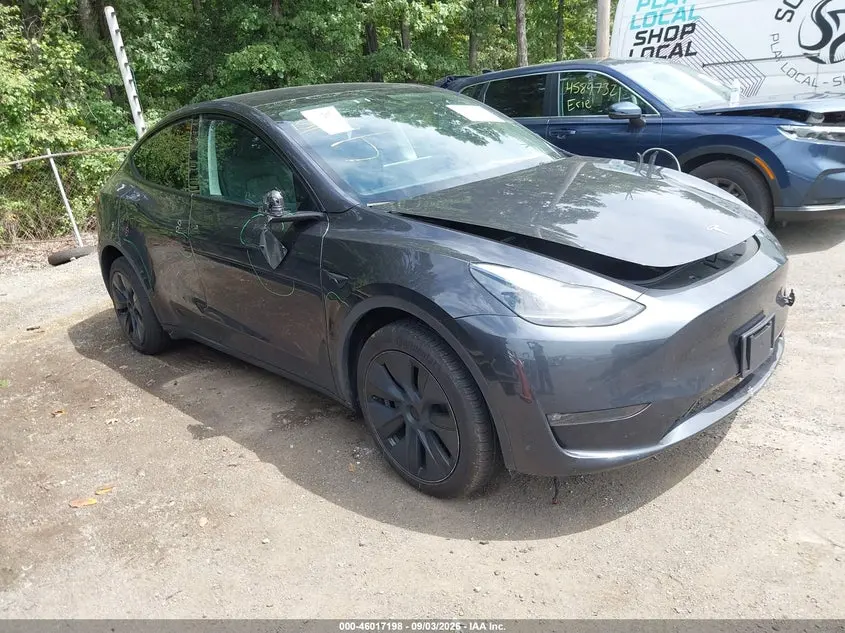 Tesla Model Y Long Range Dual Motor All-Wheel Drive 2024
