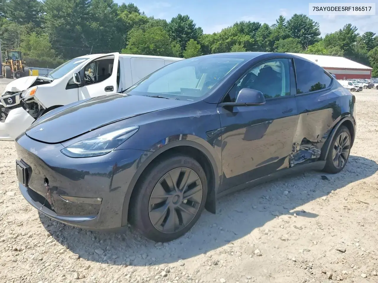 Tesla Model Y 2024