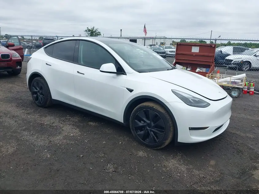 Tesla Model Y Long Range Dual Motor All-Wheel Drive 2025