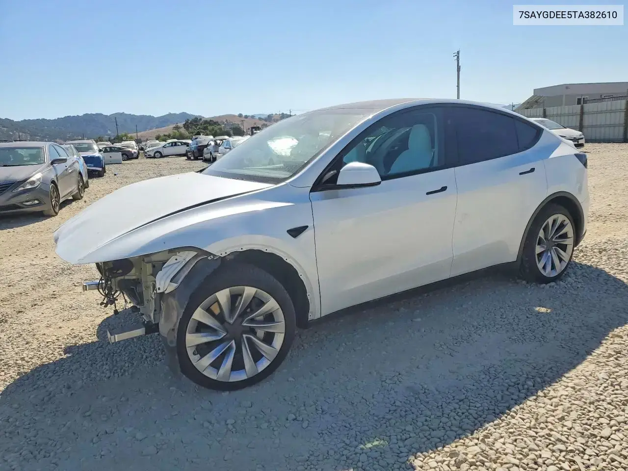 Tesla Model Y 2026