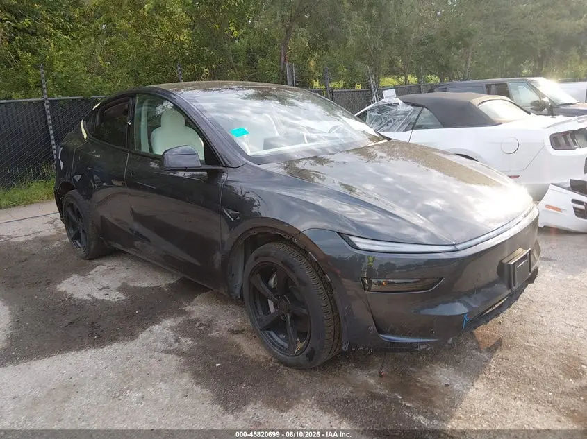 Tesla Model Y 2026