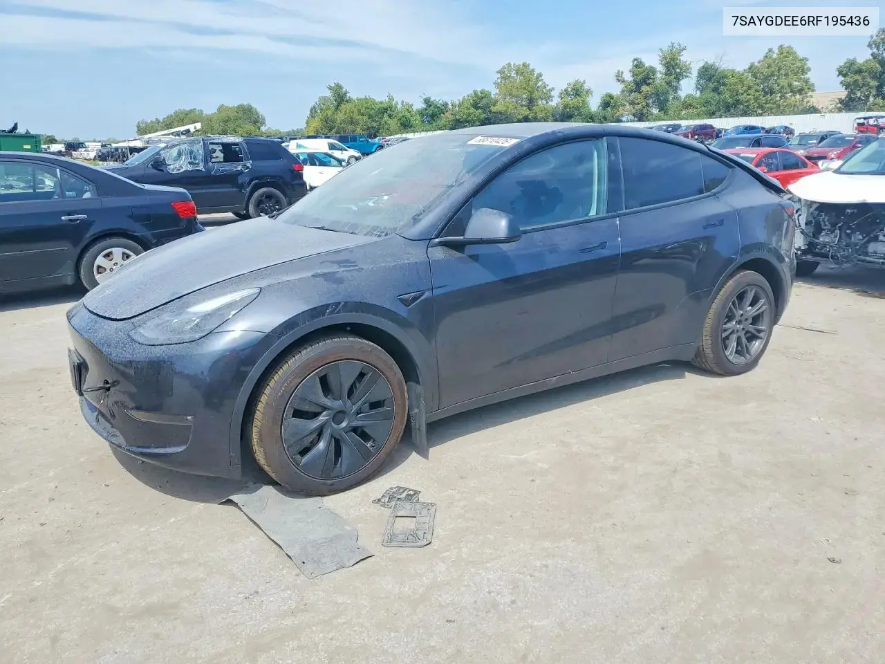 Tesla Model Y 2024