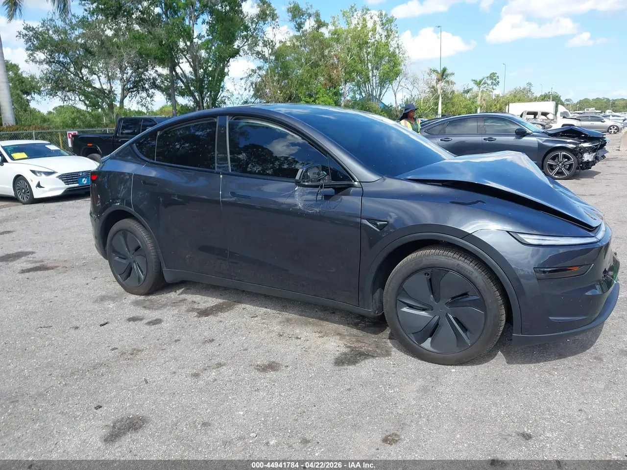 Tesla Model Y All-Wheel Drive/Long Range Launch Series/Premium All-Wheel Drive 2026