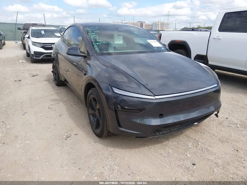 Tesla Model Y All-Wheel Drive/Long Range Launch Series/Premium All-Wheel Drive 2026