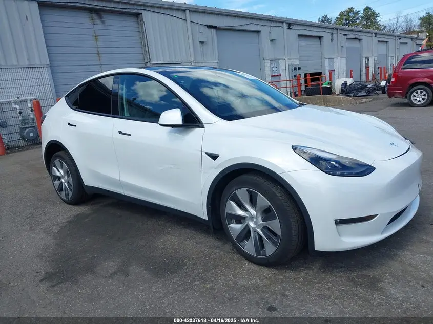 Tesla Model Y Awd/Long Range Dual Motor All-Wheel Drive 2023