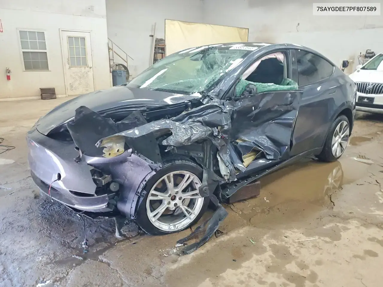Tesla Model Y 2023