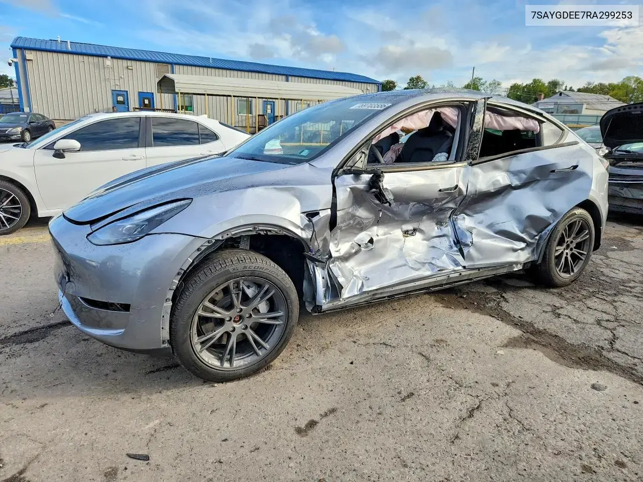 Tesla Model Y 2024
