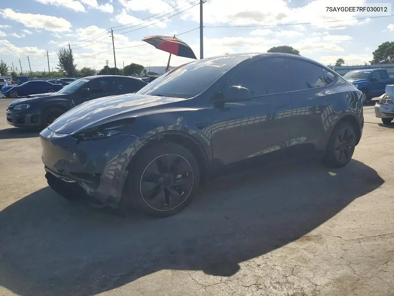 Tesla Model Y 2024