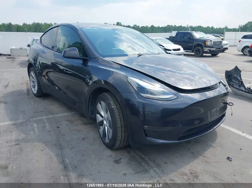 Tesla Model Y Long Range 2024