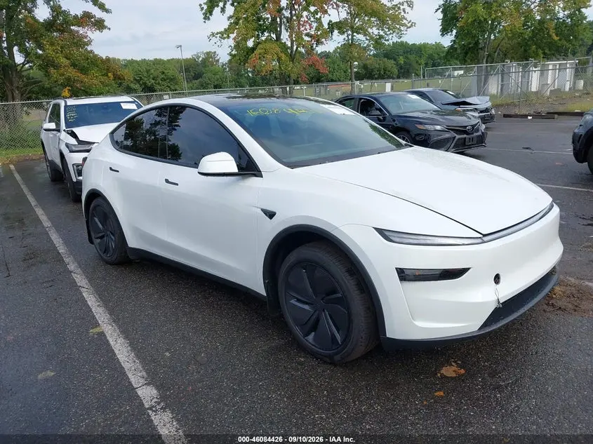 Tesla Model Y All-Wheel Drive/Long Range Launch Series/Premium All-Wheel Drive 2026