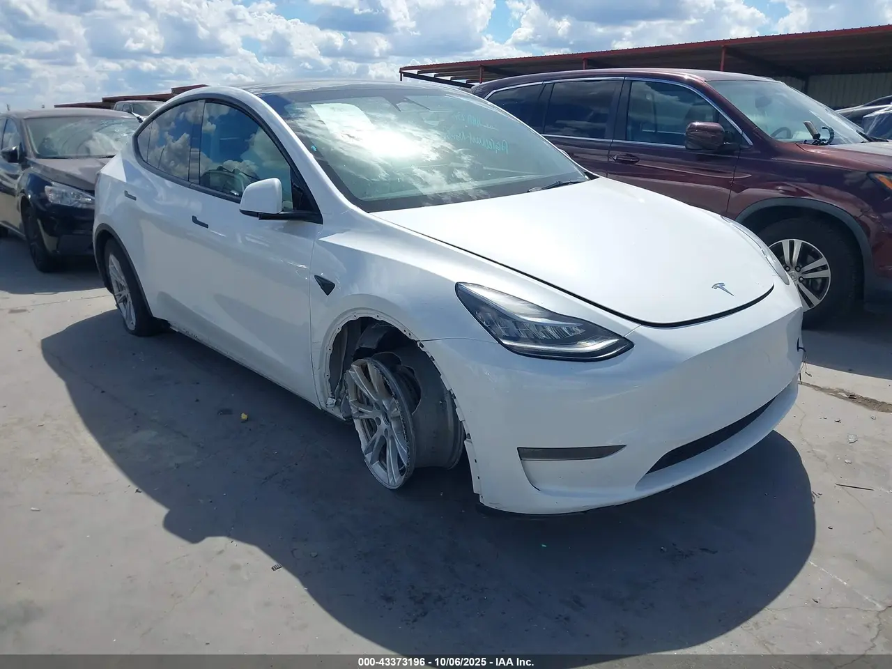 Tesla Model Y Awd/Long Range Dual Motor All-Wheel Drive 2023