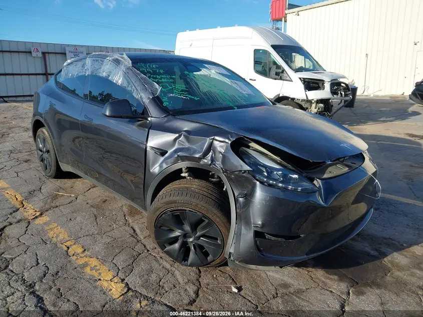 Tesla Model Y Long Range Dual Motor All-Wheel Drive 2024