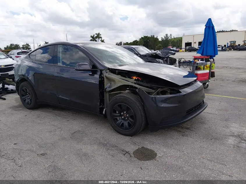 Tesla Model Y 2026