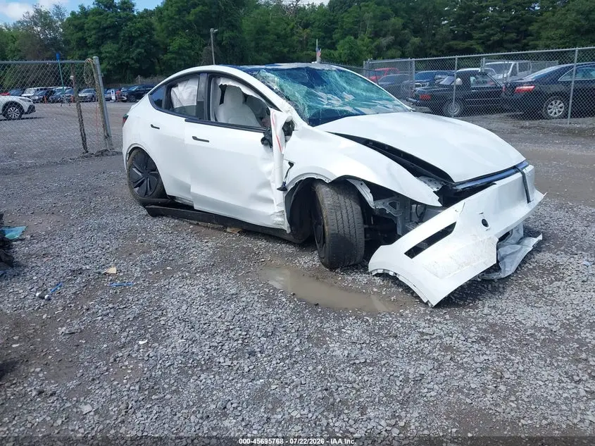 Tesla Model Y All-Wheel Drive/Long Range Launch Series/Premium All-Wheel Drive 2026