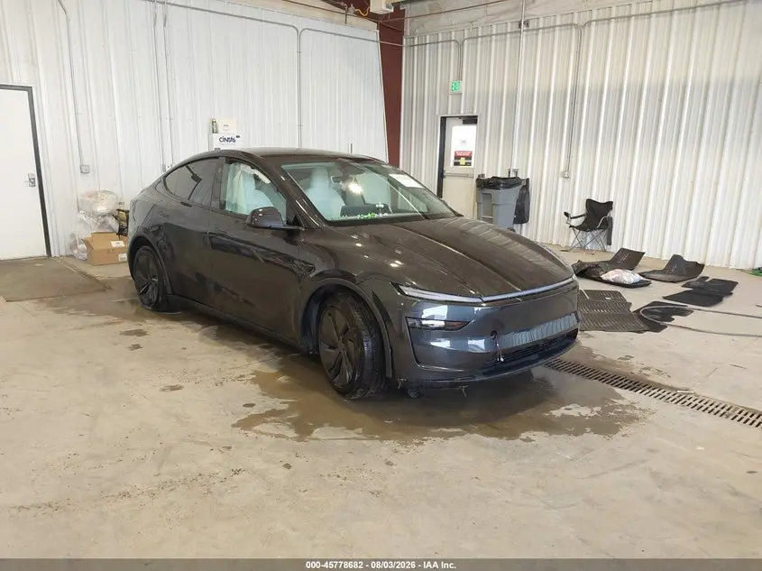 Tesla Model Y 2026