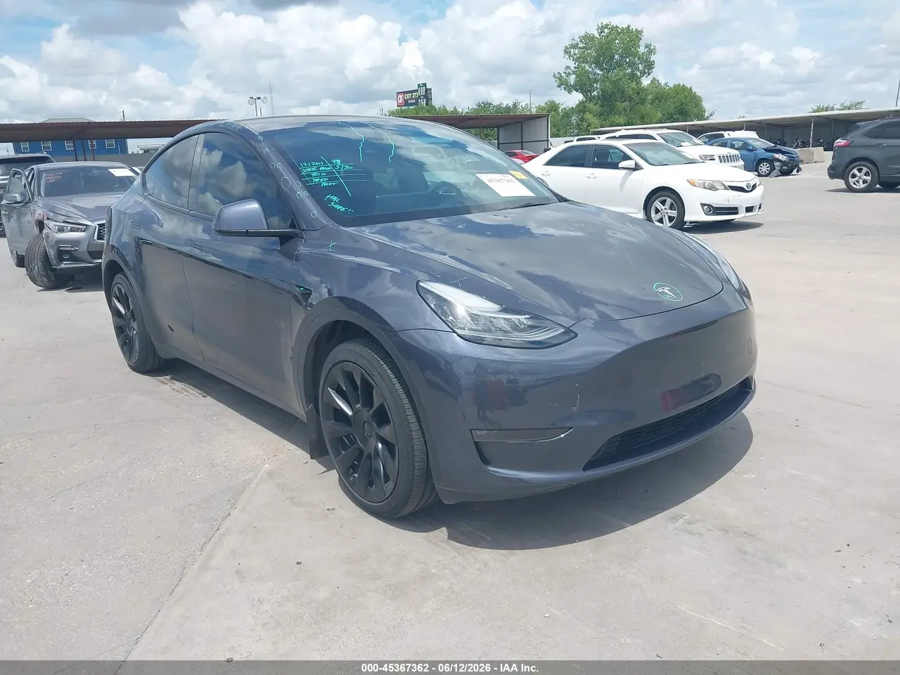 Tesla Model Y Awd/Long Range Dual Motor All-Wheel Drive 2023