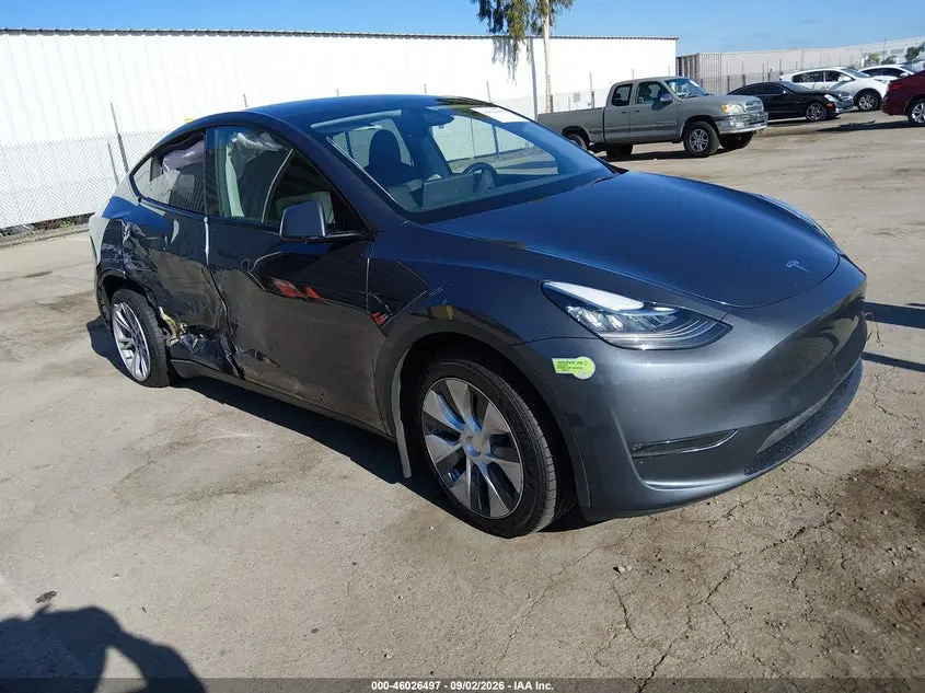 Tesla Model Y Awd/Long Range Dual Motor All-Wheel Drive 2023